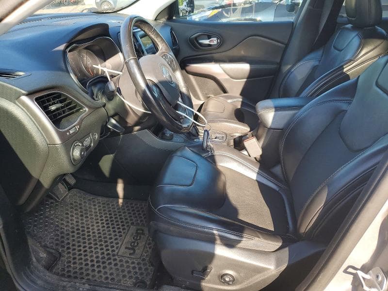 2019 JEEP CHEROKEE LATITUDE PLUS 7