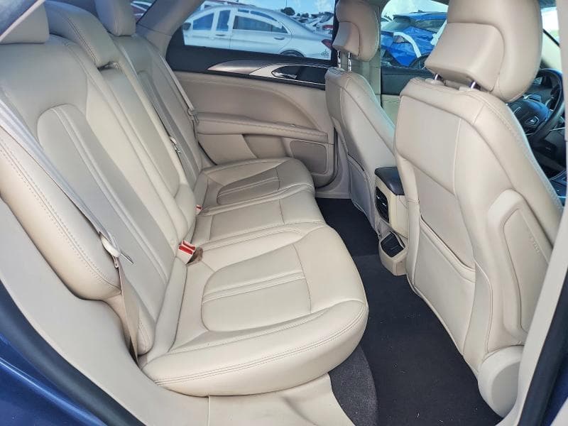 2019 LINCOLN MKZ 10