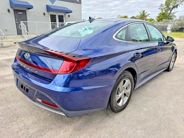 2021 HYUNDAI SONATA SE 3