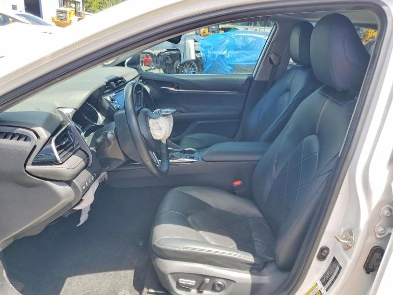 2019 TOYOTA CAMRY HYBRID XLE 7
