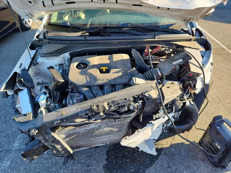 2019 HYUNDAI ELANTRA SE 11