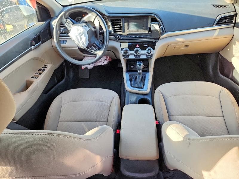 2019 HYUNDAI ELANTRA SE 8