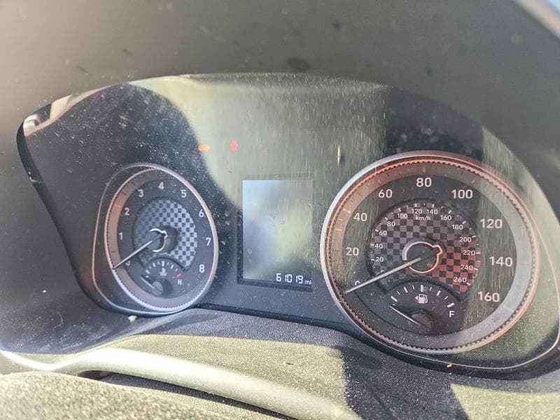 2019 HYUNDAI ELANTRA SE 9