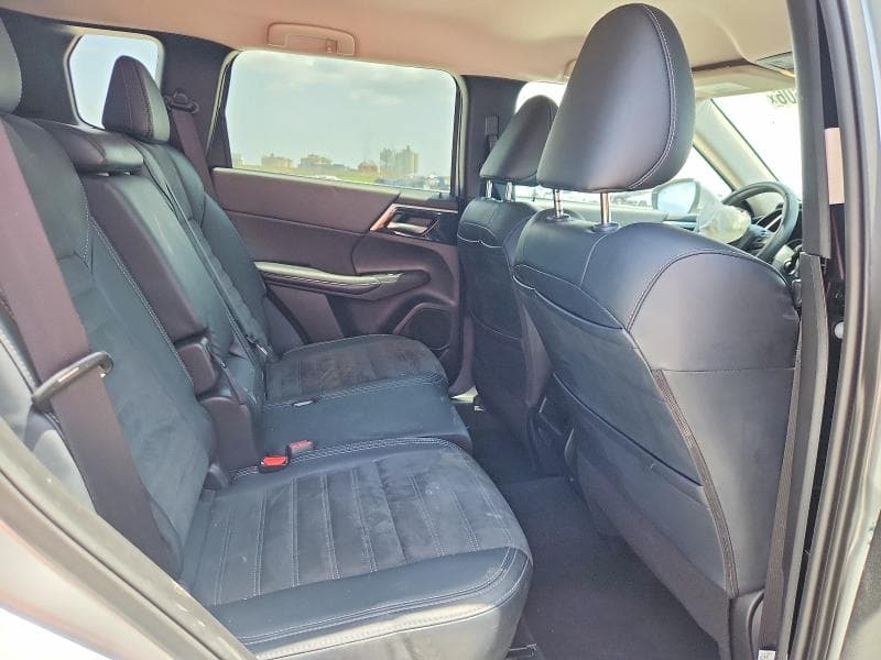 2024 MITSUBISHI OUTLANDER SE SE 11