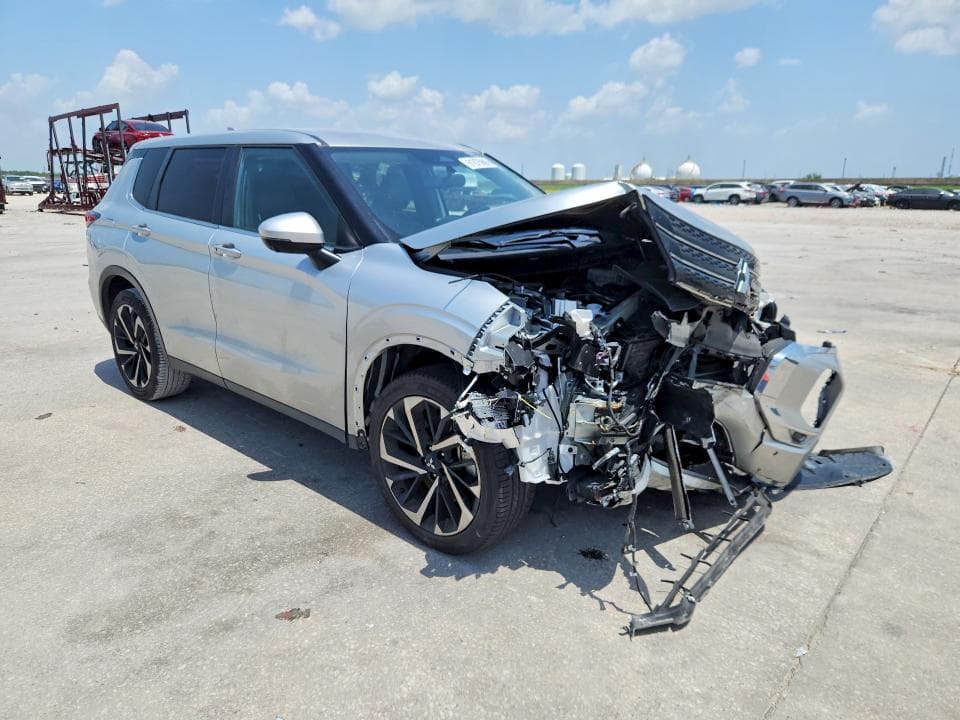 2024 MITSUBISHI OUTLANDER SE SE 4