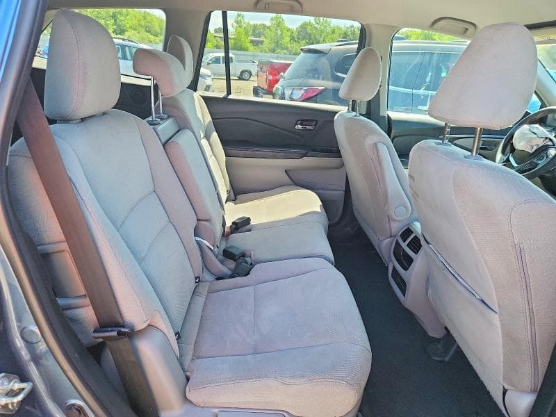 2017 HONDA PILOT LX 11