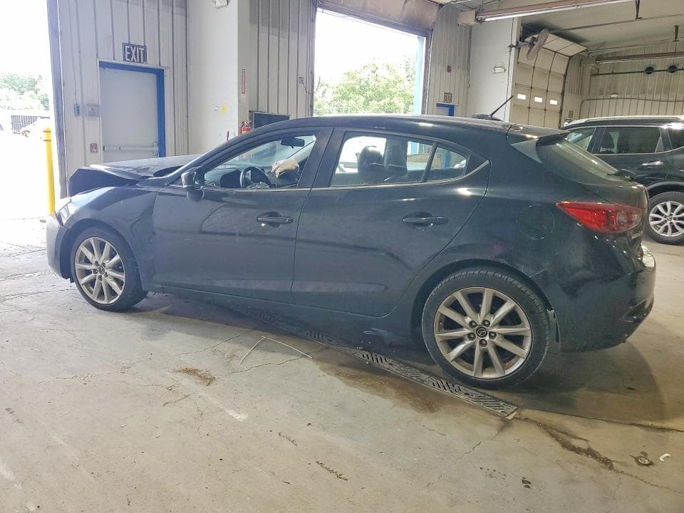 2017 MAZDA 3 TOURING 2