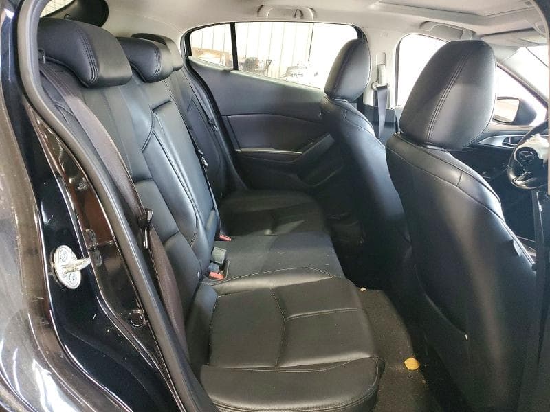2017 MAZDA 3 TOURING 10