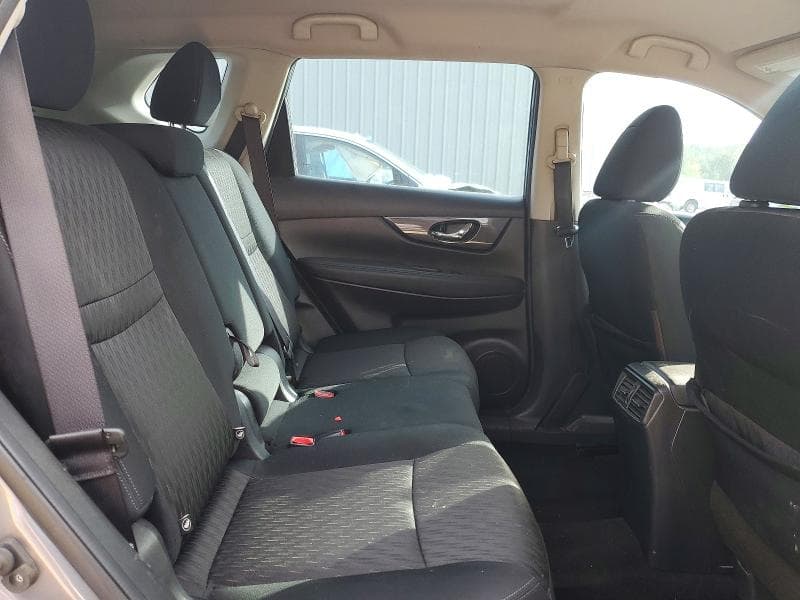 2017 NISSAN ROGUE S 11