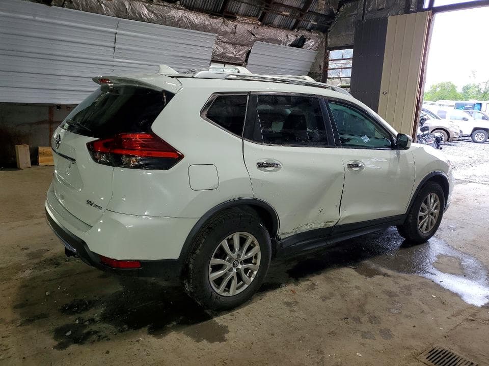 2017 NISSAN ROGUE SV 3