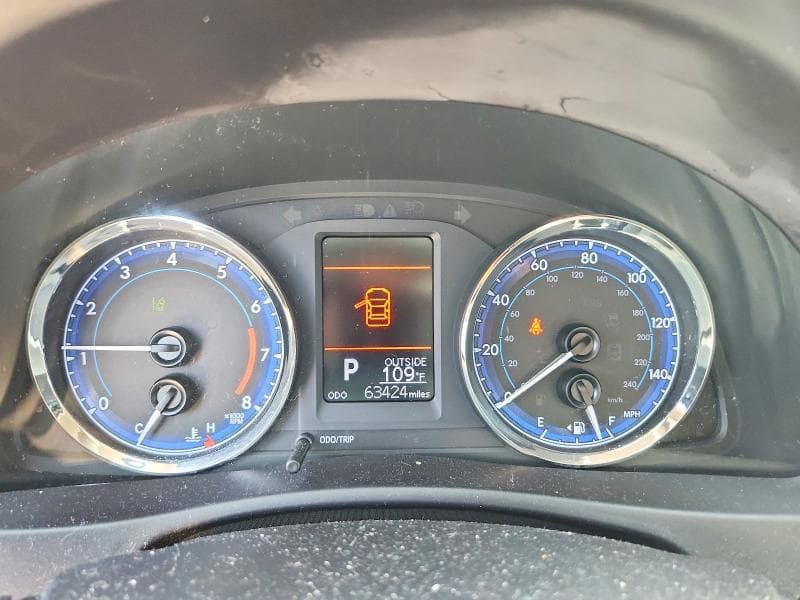 2019 TOYOTA COROLLA LE 9