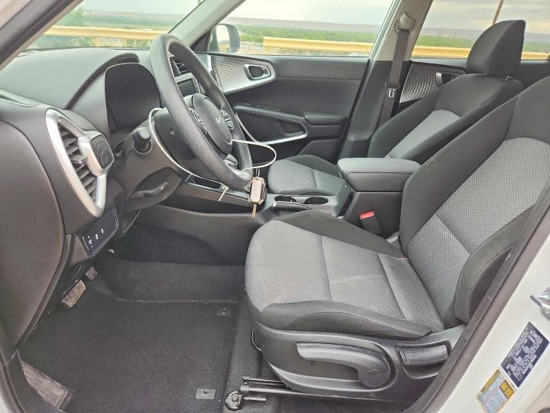 2025 KIA SOUL LX 7