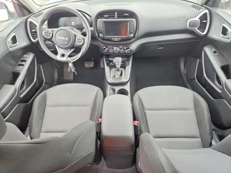 2025 KIA SOUL LX 8