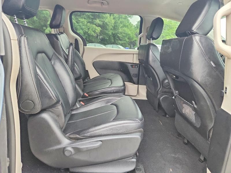 2024 CHRYSLER PACIFICA HYBRID SELECT 11