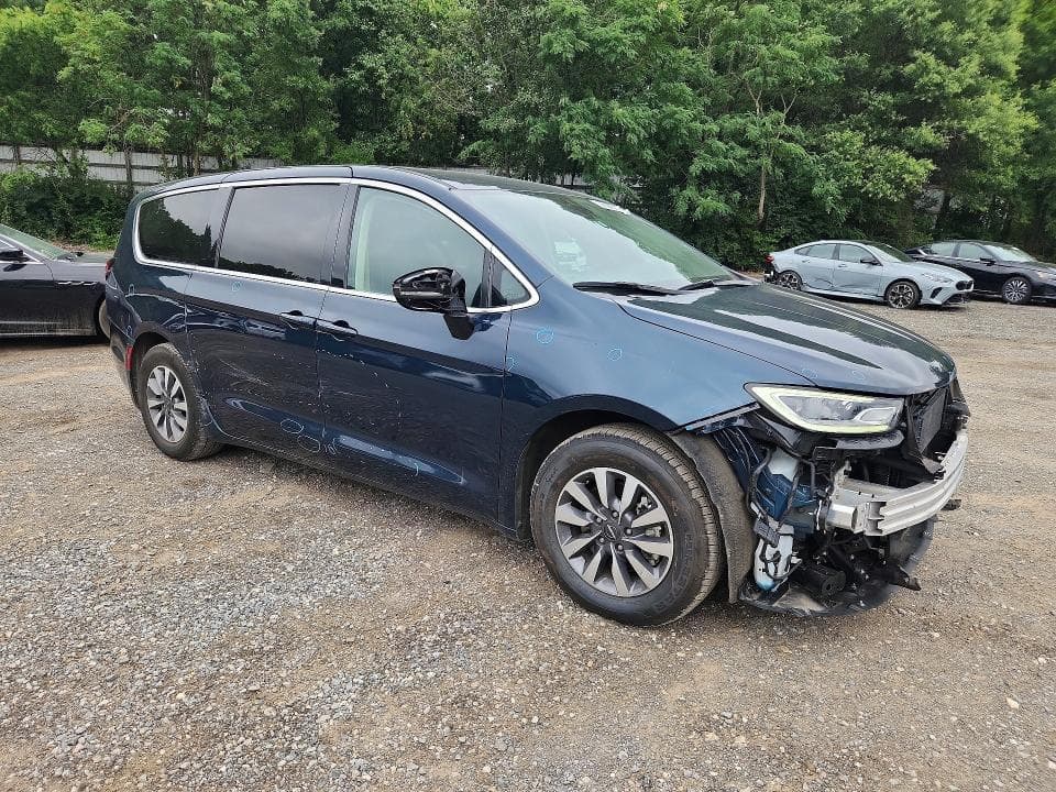 2024 CHRYSLER PACIFICA HYBRID SELECT 4