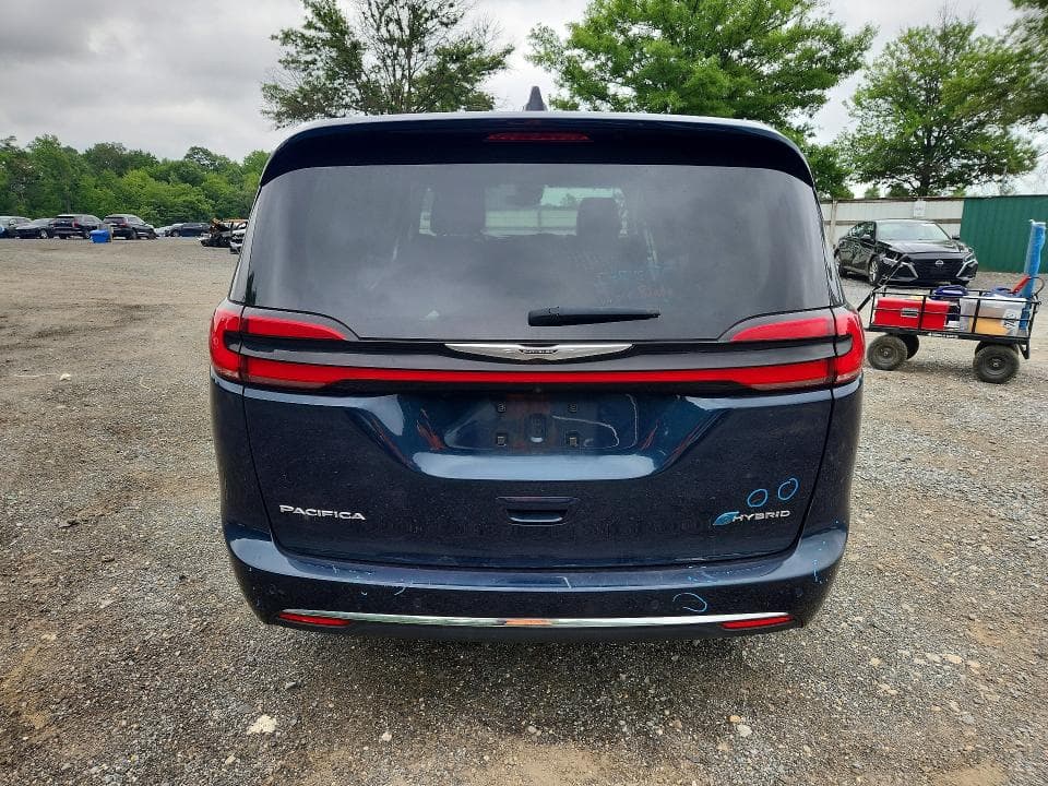 2024 CHRYSLER PACIFICA HYBRID SELECT 6
