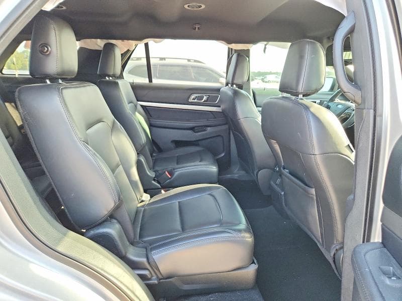 2019 FORD EXPLORER XLT 11