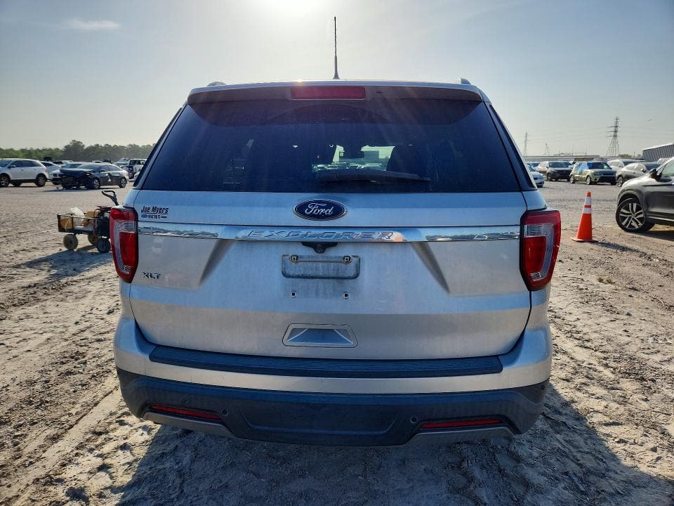 2019 FORD EXPLORER XLT 6