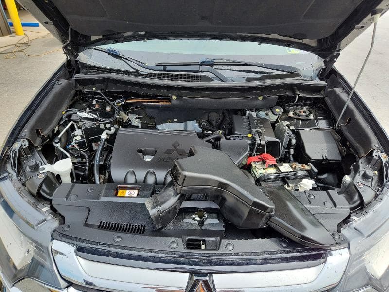 2018 MITSUBISHI OUTLANDER SE 12
