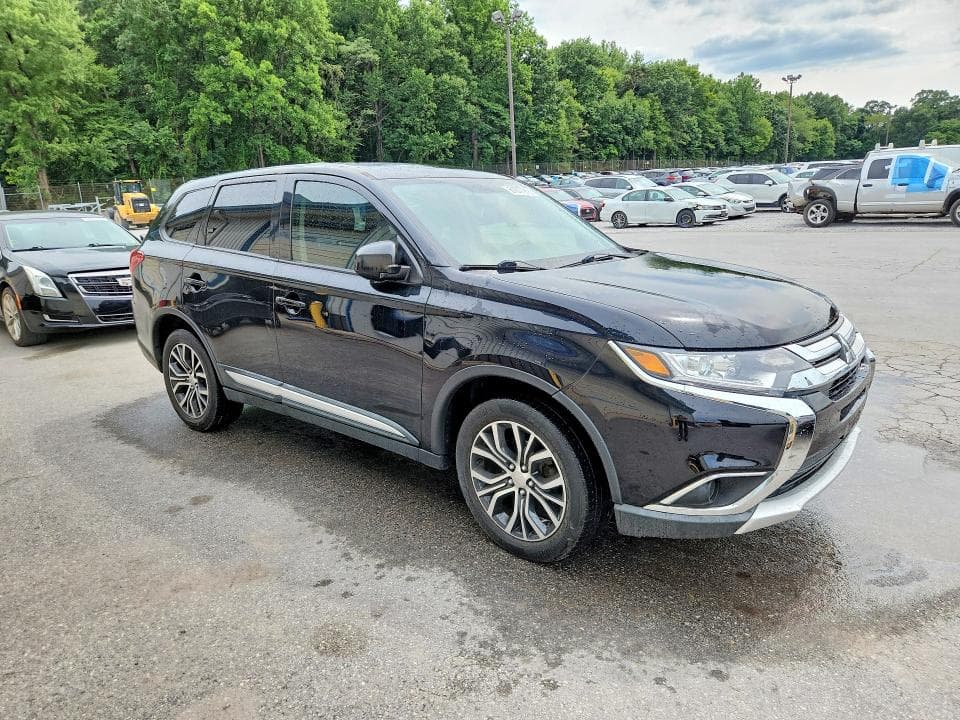 2018 MITSUBISHI OUTLANDER SE 4