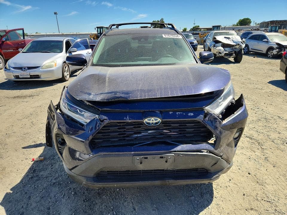 2020 TOYOTA RAV4 HYBRID XLE 5