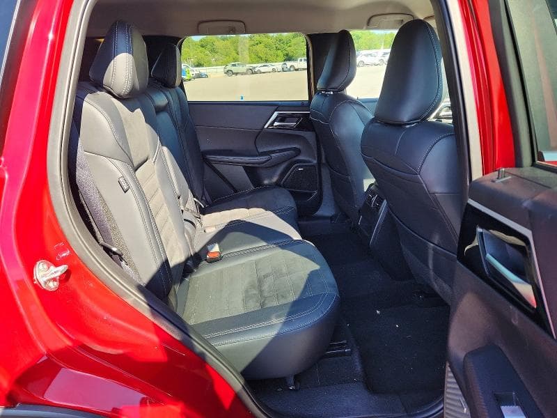 2025 MITSUBISHI OUTLANDER SE 11