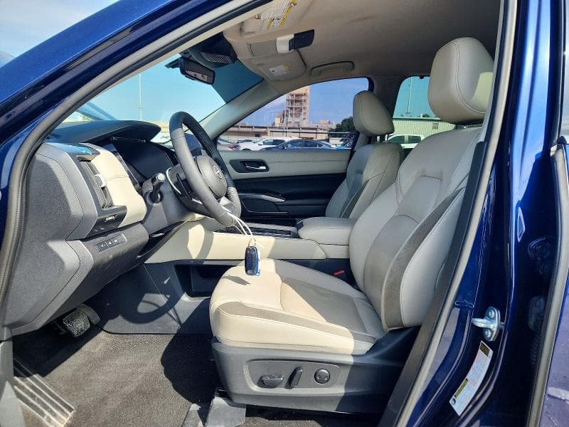 2024 NISSAN PATHFINDER SL 7