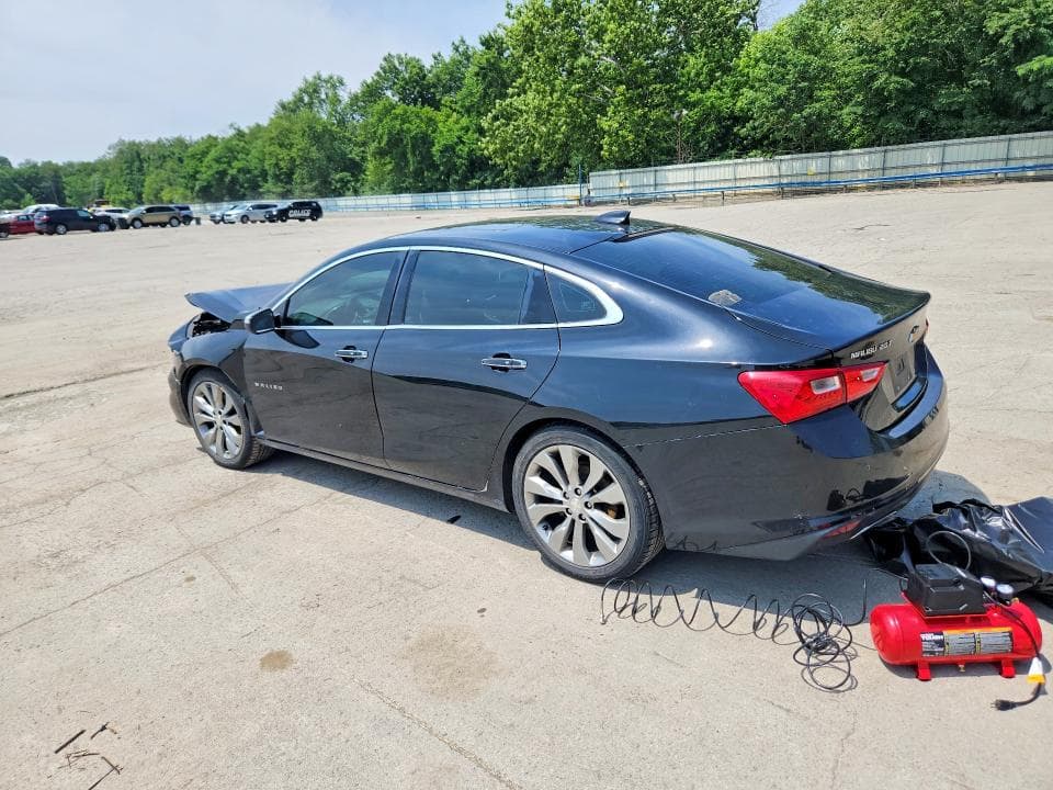 2017 CHEVROLET MALIBU PREMIER 2