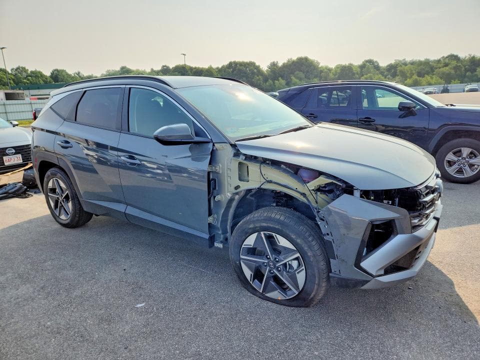 2026 HYUNDAI TUCSON SEL 4