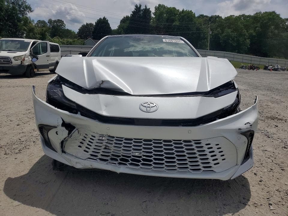 2026 TOYOTA CAMRY XSE 5