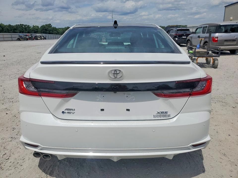 2026 TOYOTA CAMRY XSE 6