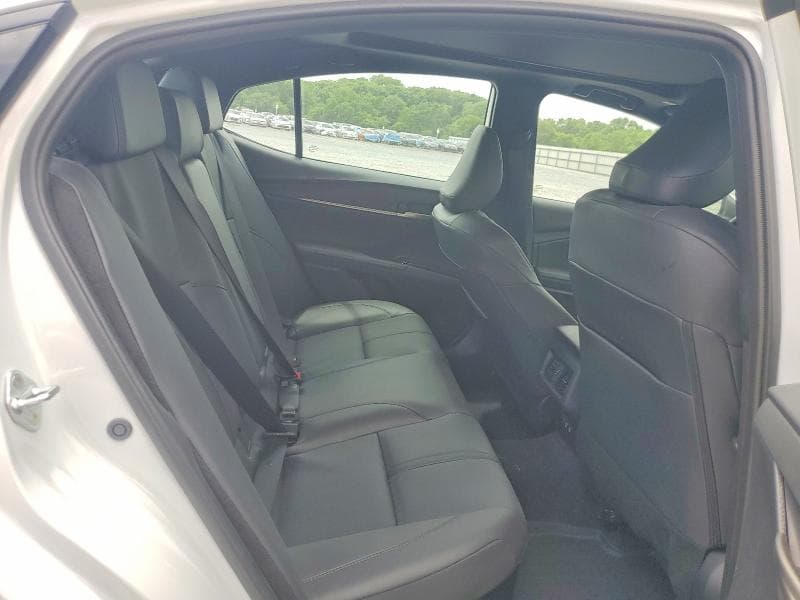2026 TOYOTA CAMRY XSE 10