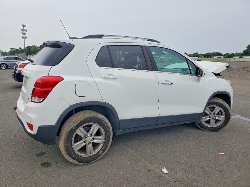 2020 CHEVROLET TRAX 1LT 3
