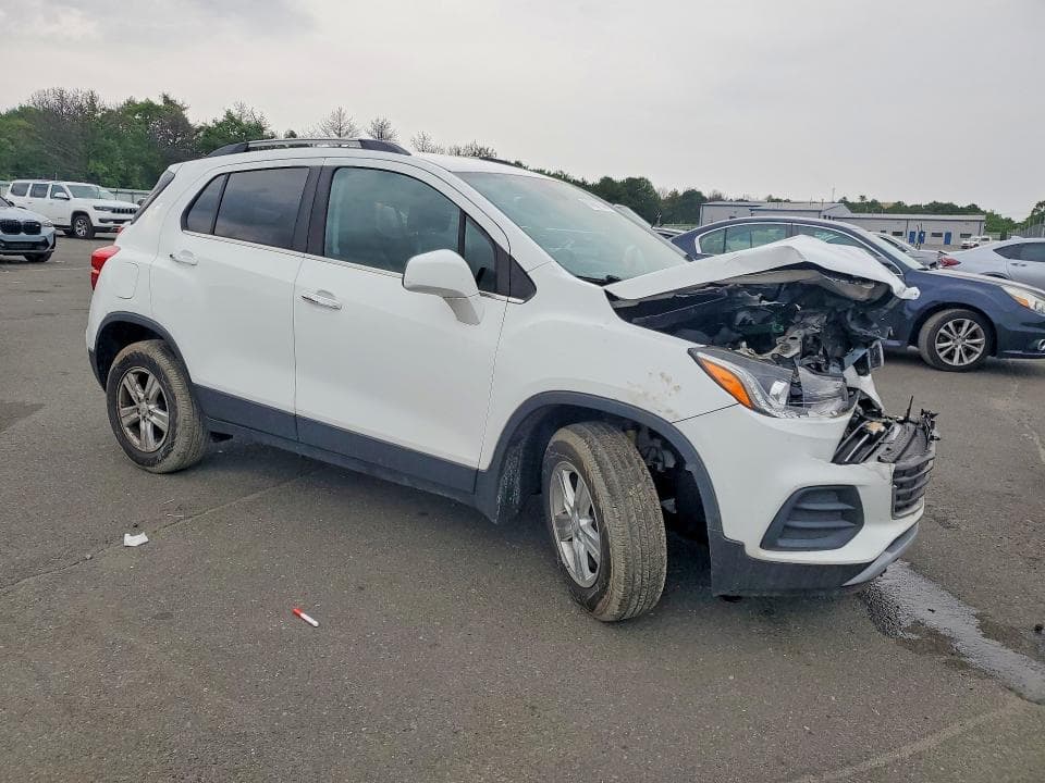 2020 CHEVROLET TRAX 1LT 4