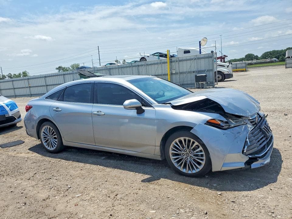 2019 TOYOTA AVALON LIMITED LIMITED 4