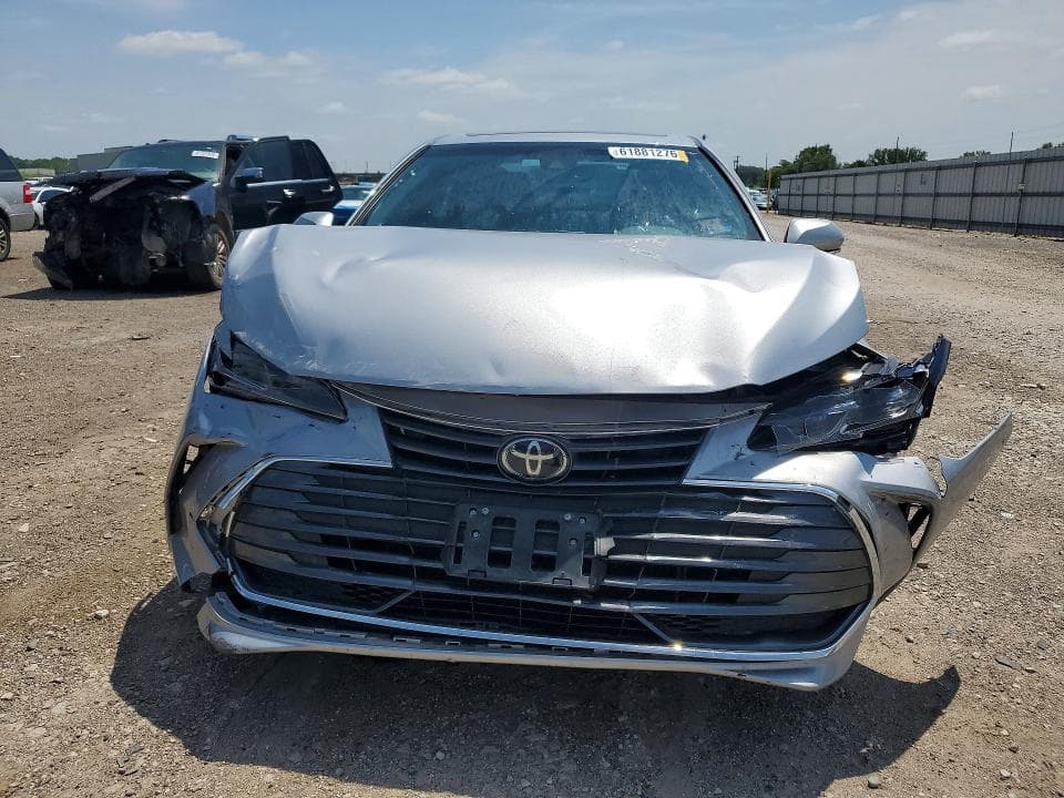 2019 TOYOTA AVALON LIMITED LIMITED 5