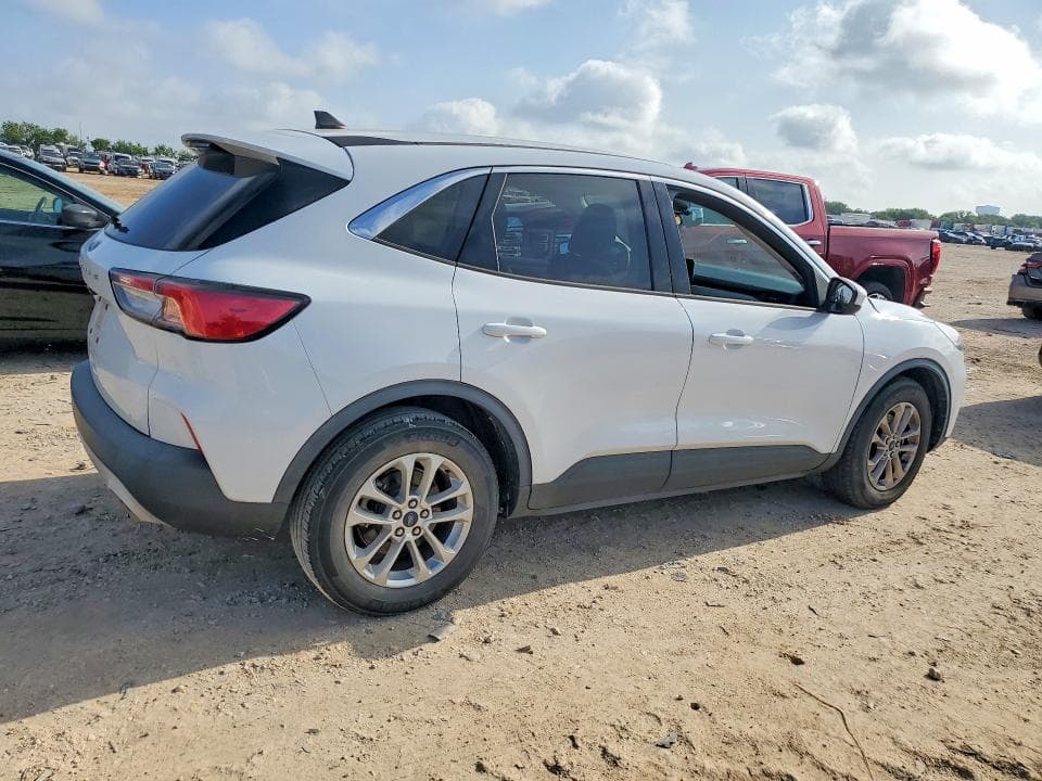 2021 FORD ESCAPE SE 3