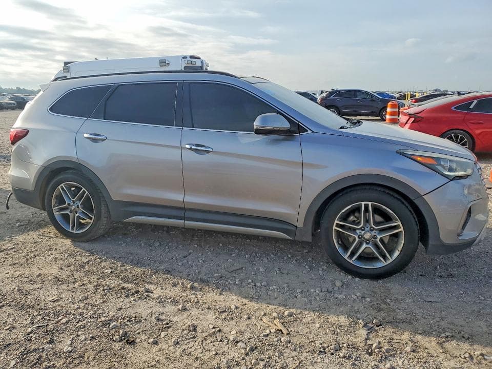 2017 HYUNDAI SANTA FE LIMITED ULTIMATE 4