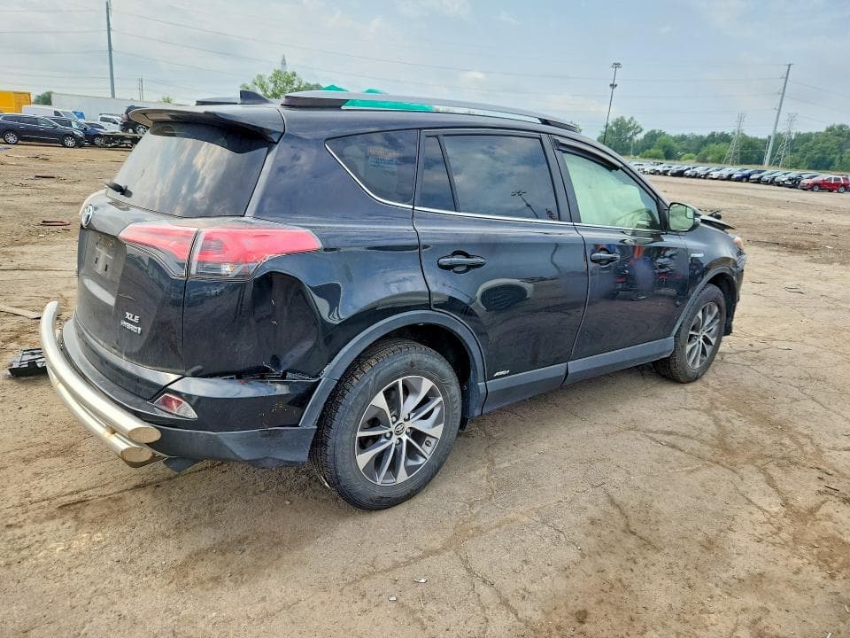 2017 TOYOTA RAV4 HYBRID XLE XLE 3