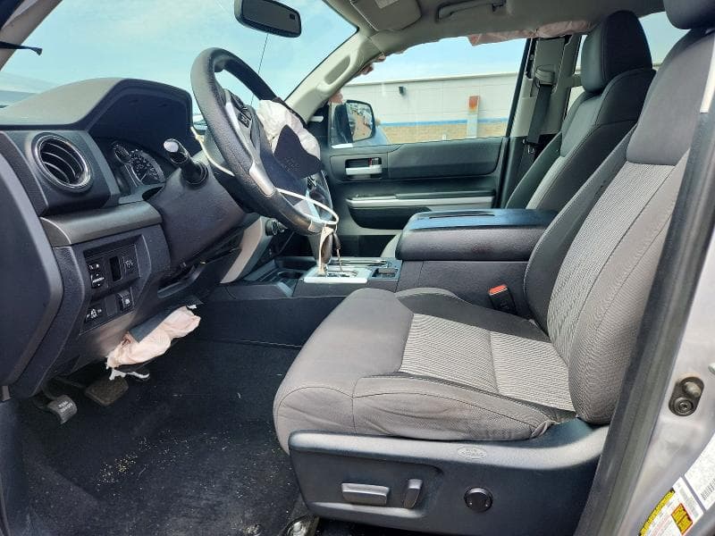 2017 TOYOTA TUNDRA SR5 7