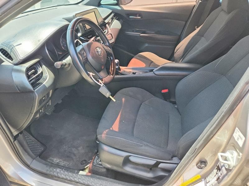 2018 TOYOTA C-HR XLE 7