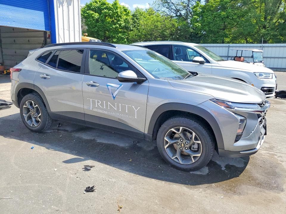 2025 CHEVROLET TRAX 1LT 4