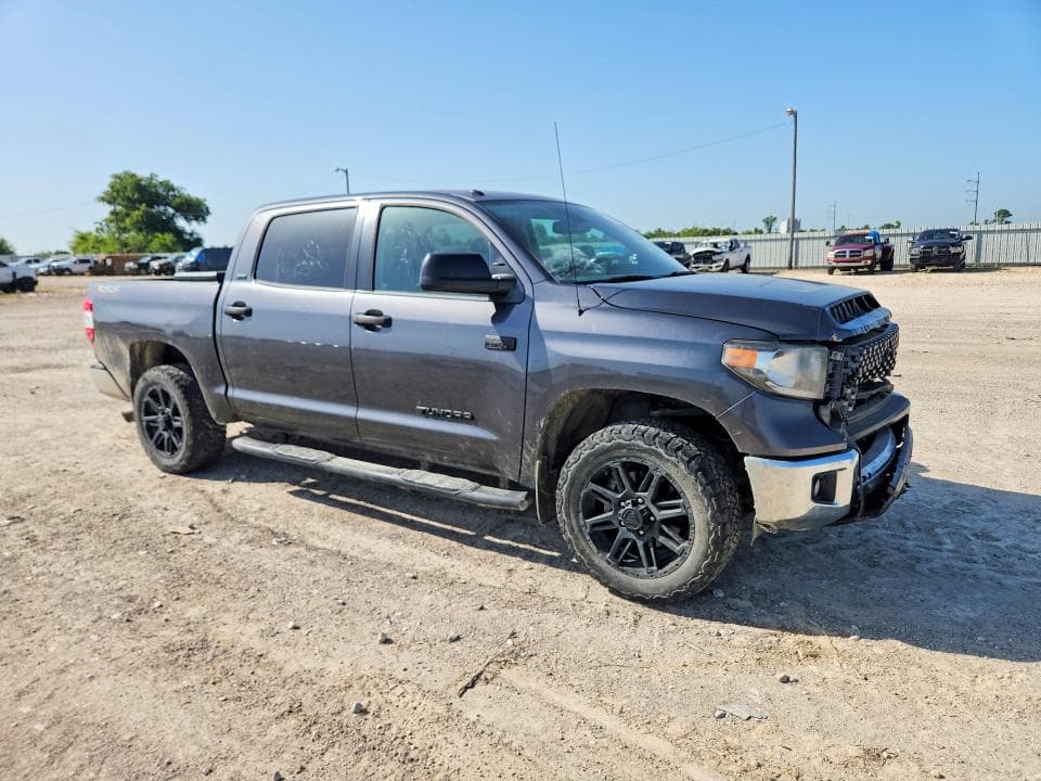 2018 TOYOTA TUNDRA CREWMAX SR5 4