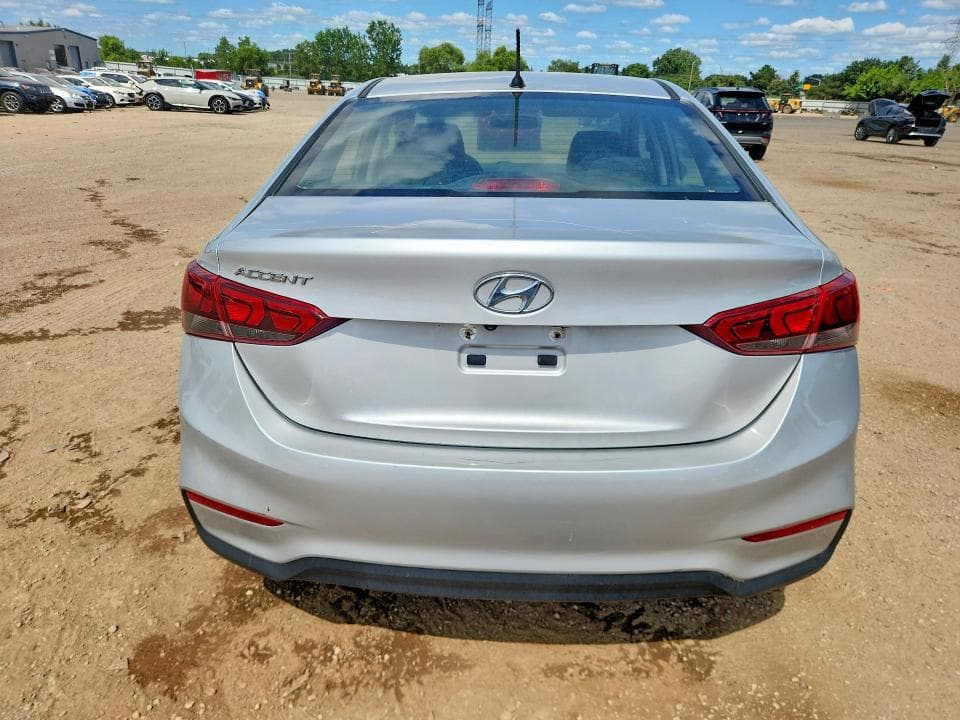 2019 HYUNDAI ACCENT SE SE 6