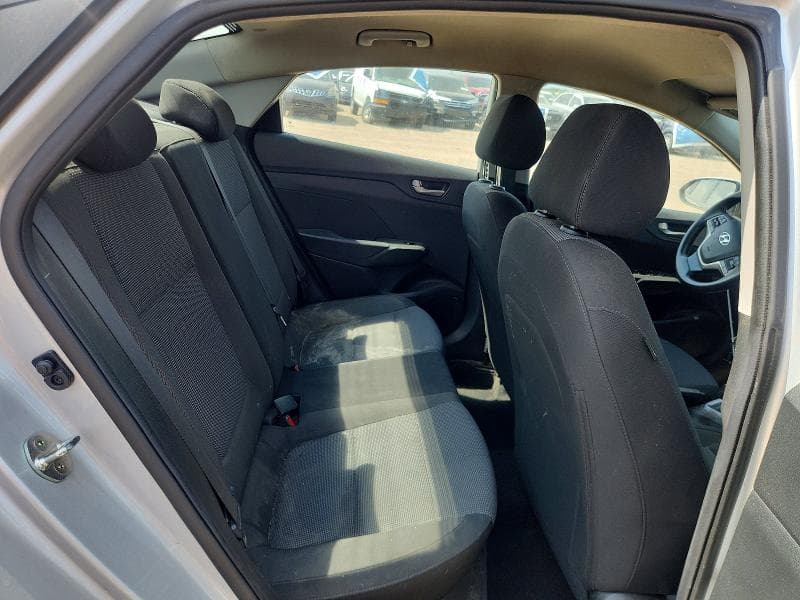 2019 HYUNDAI ACCENT SE SE 10