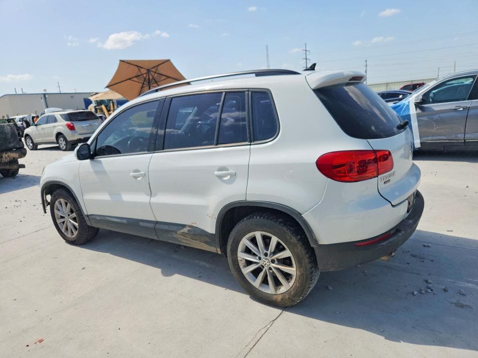 2017 VOLKSWAGEN TIGUAN S 2