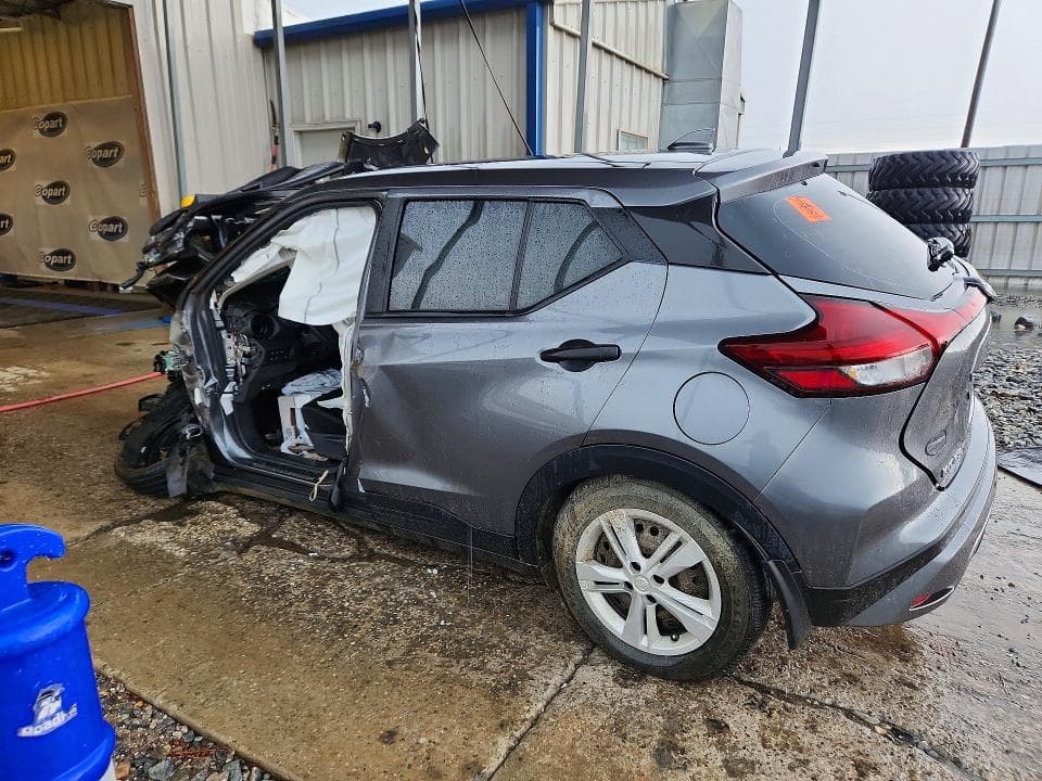 2024 NISSAN KICKS S 2
