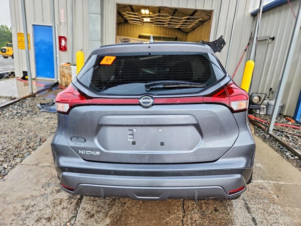 2024 NISSAN KICKS S 6