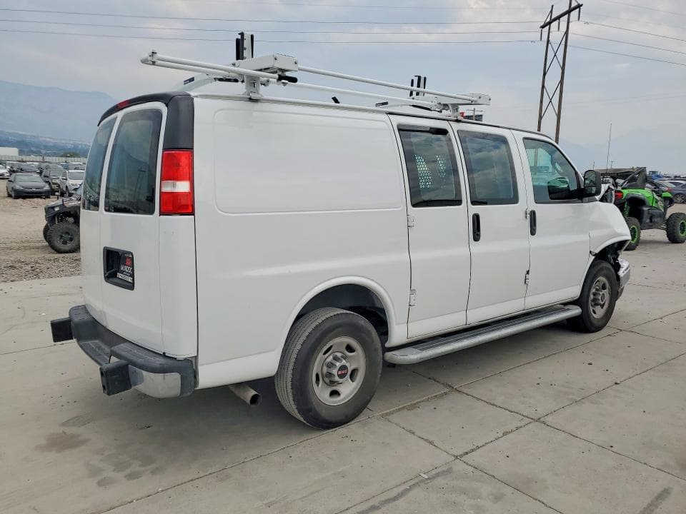 2024 GMC SAVANA G2500 3