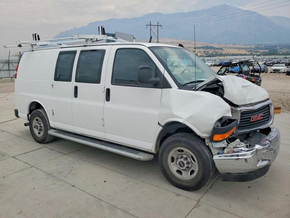 2024 GMC SAVANA G2500 4
